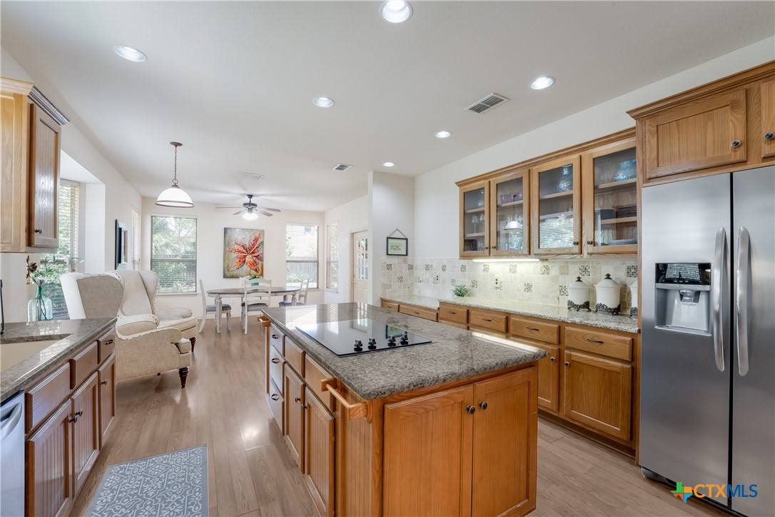 1763 Oak Glen Property Photo 8
