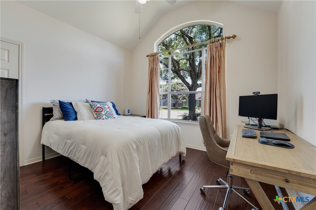 1763 Oak Glen Property Photo 14