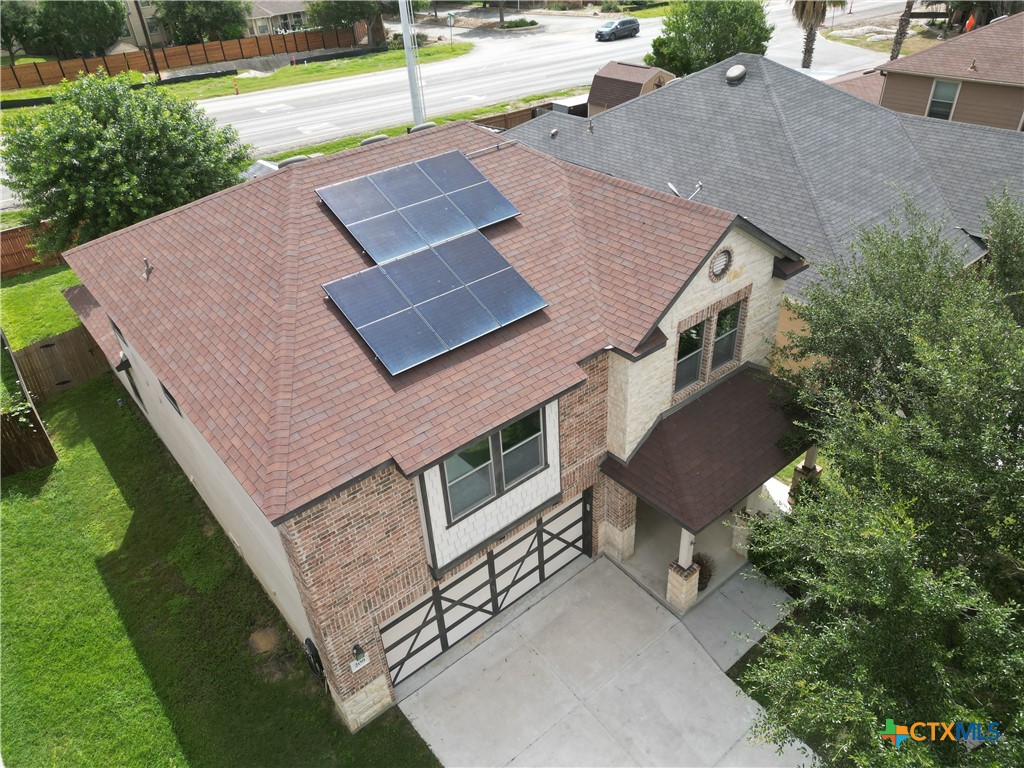 208 Gatewood Cliff Property Photo 1