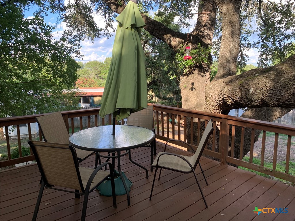 111 Valley View Street Property Photo 1