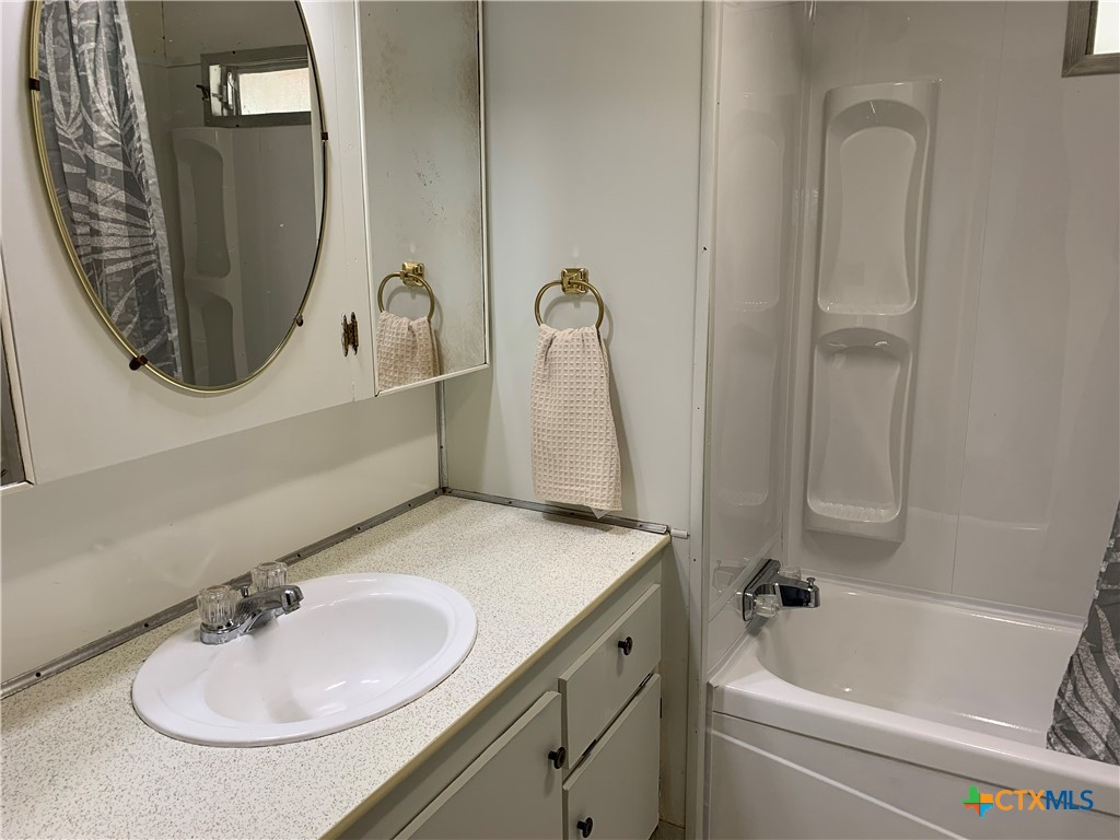 111 Valley View Street Property Photo 17