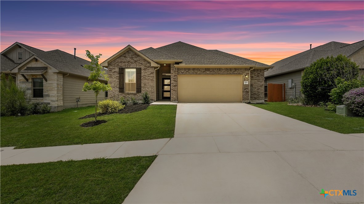 3938 Legend Park Property Photo 1