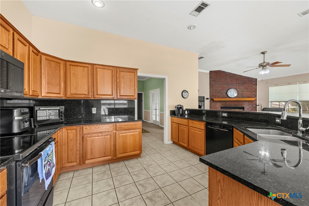 4501 Arrowhead Drive Property Photo 13