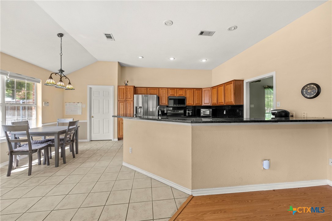 4501 Arrowhead Drive Property Photo 15