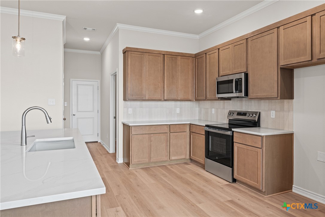 7109 Touchstone Drive Property Photo 16