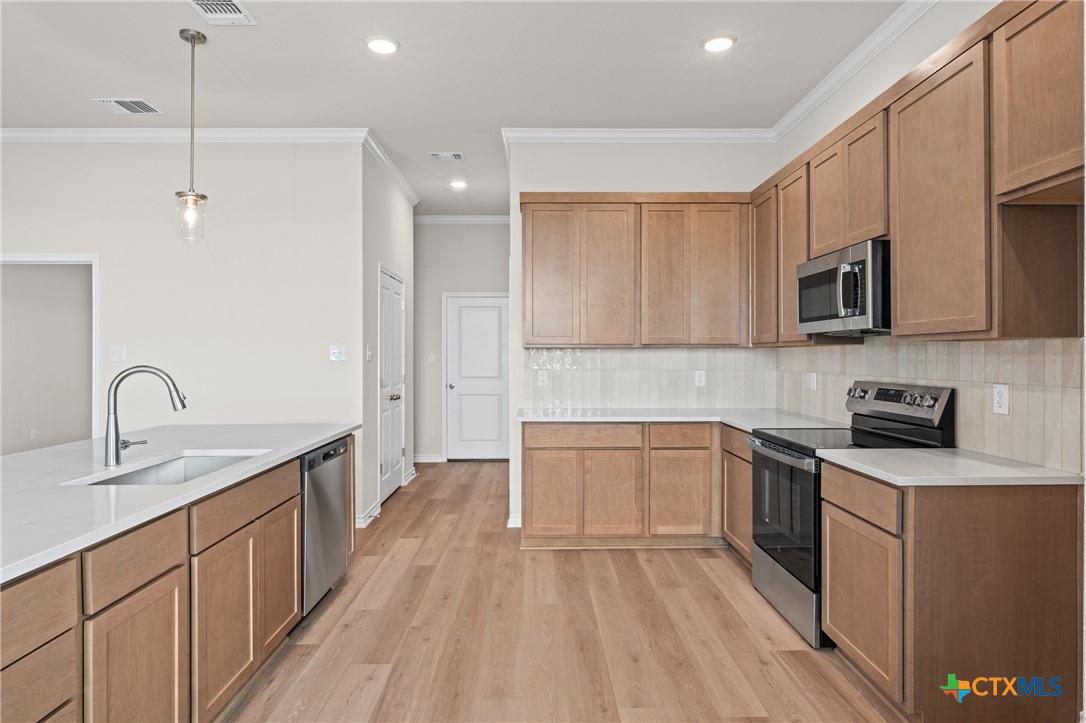 7109 Touchstone Drive Property Photo 18