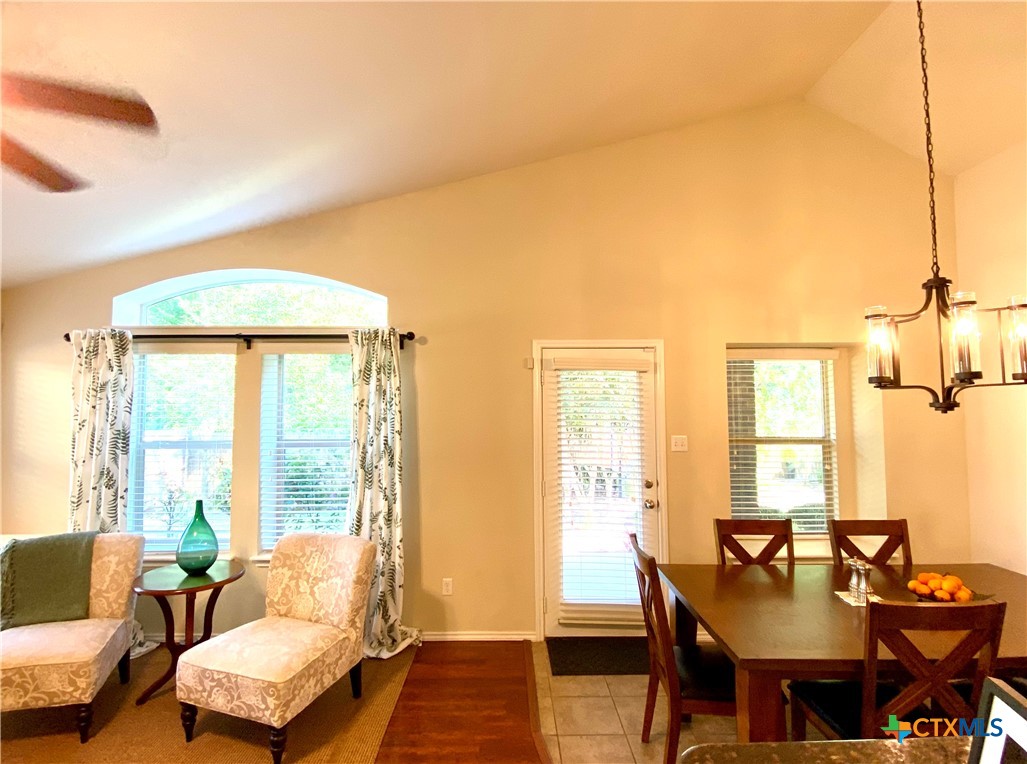 5225 Sandstone Drive Property Photo 9