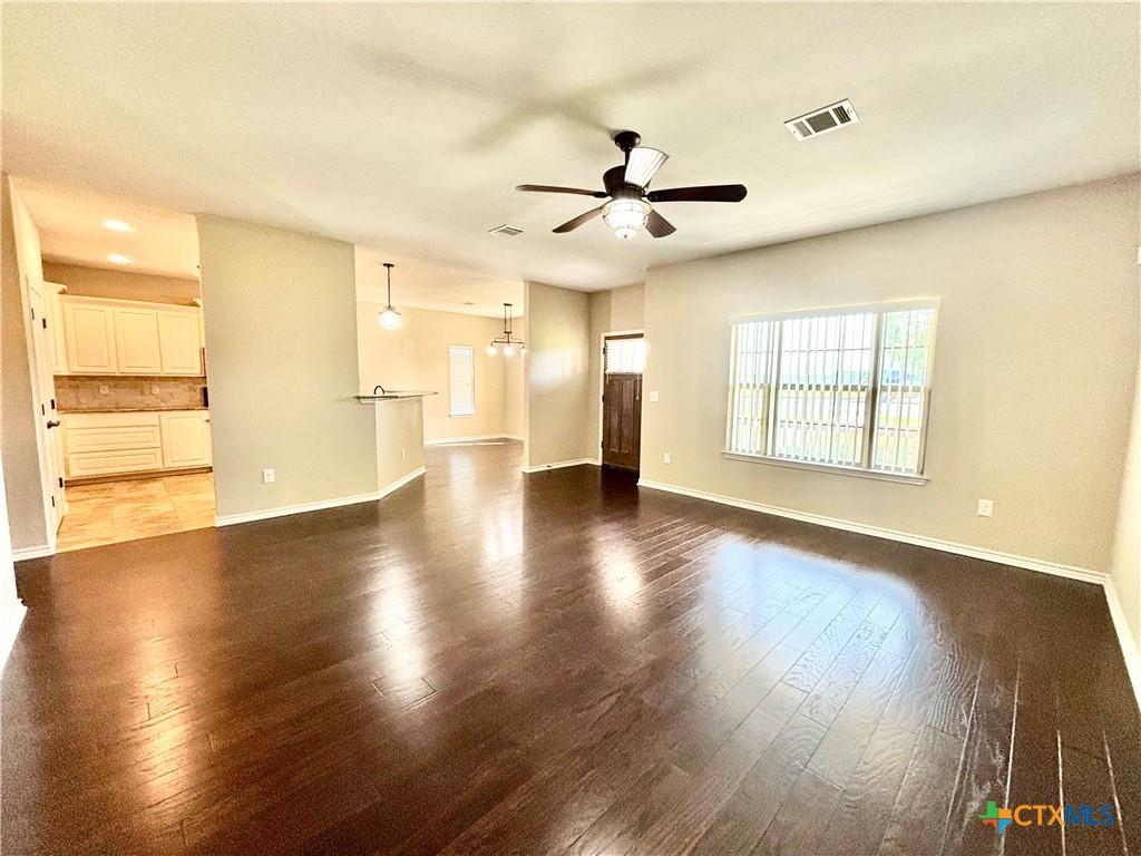 21 Samac Lane Property Photo 6