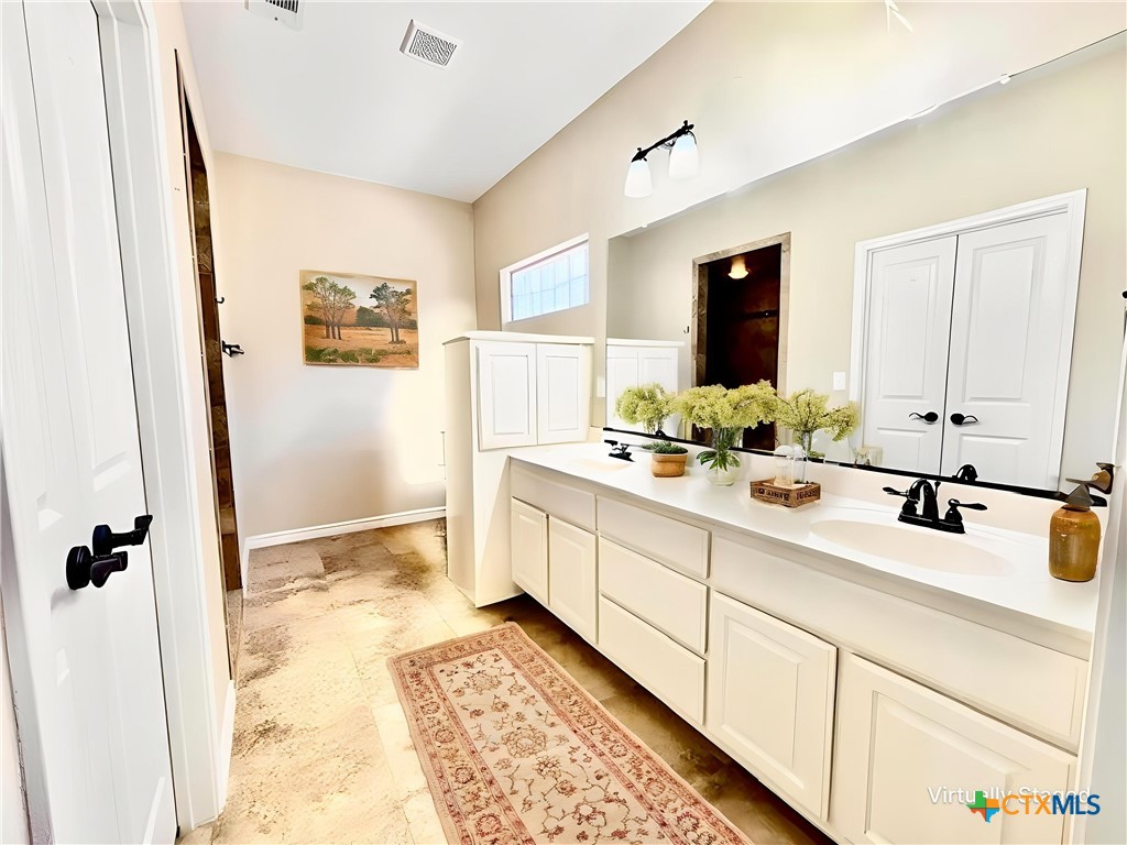 21 Samac Lane Property Photo 18