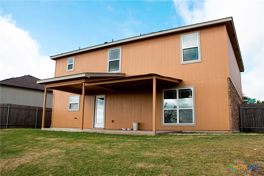 2303 Sea Eagles Drive Property Photo 22