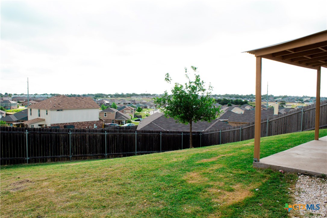 2303 Sea Eagles Drive Property Photo 23