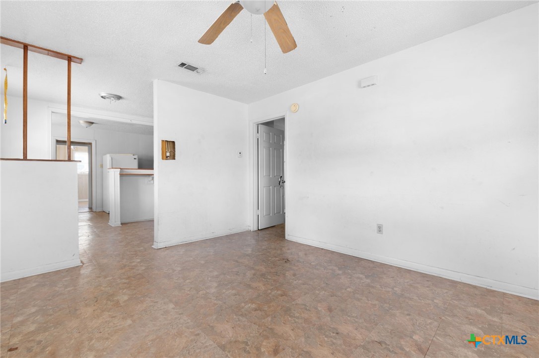 1202 S 3rd Street Property Photo 7