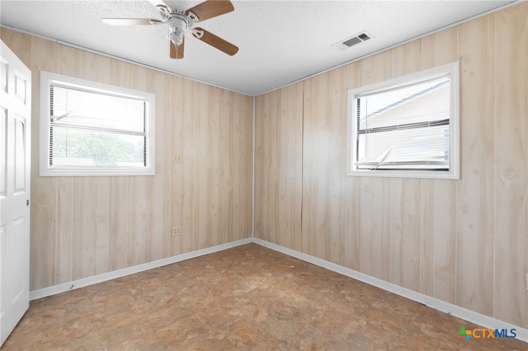 1202 S 3rd Street Property Photo 11