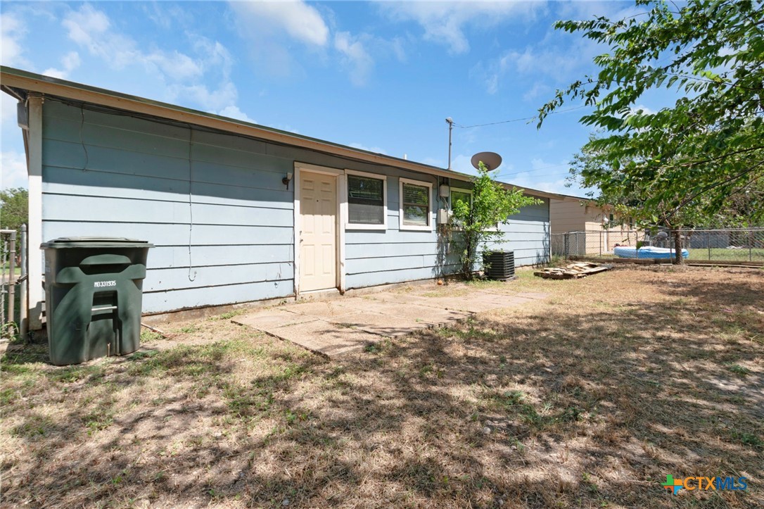 1202 S 3rd Street Property Photo 17