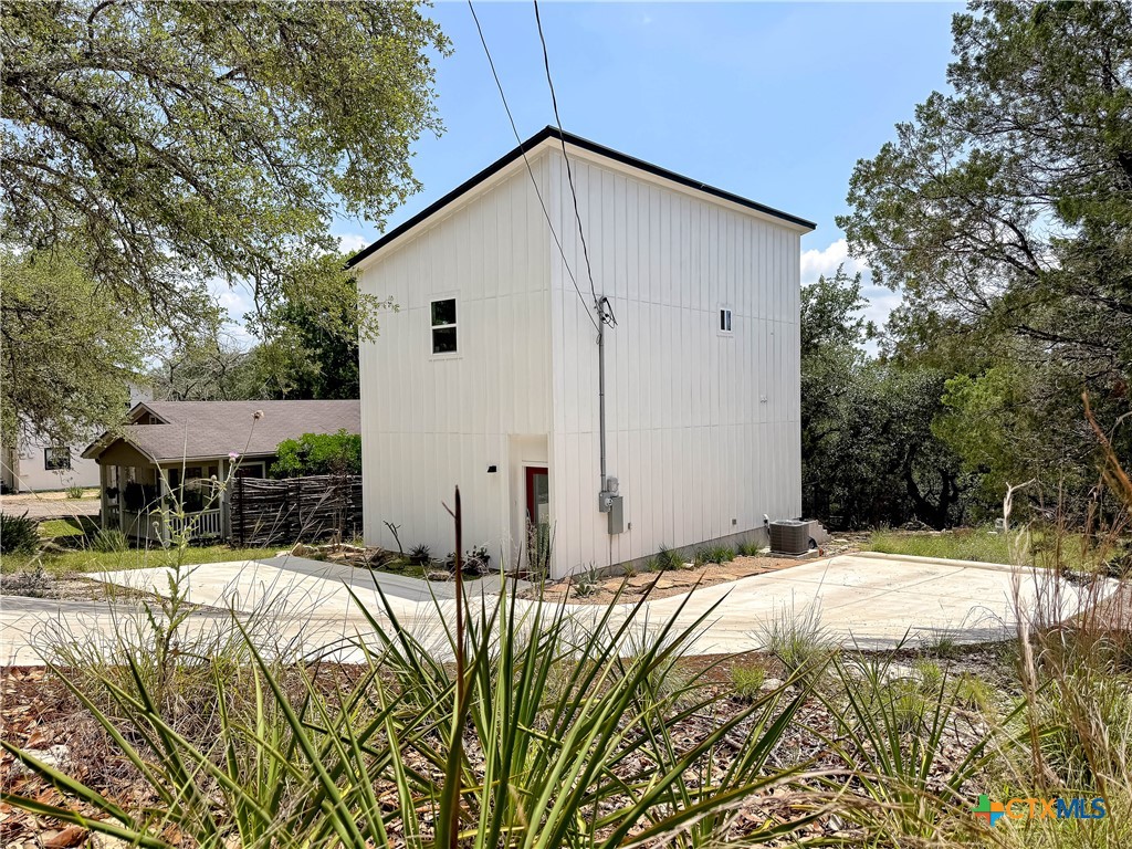 1200 Willow Drive Property Photo 35