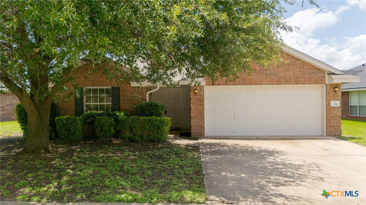 2810 Scottsdale Drive Property Photo 1