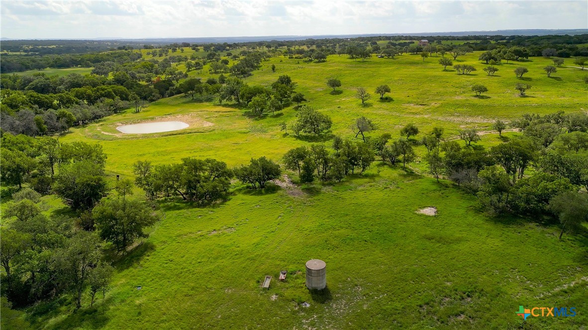 191 Pivot Circle Property Photo 4