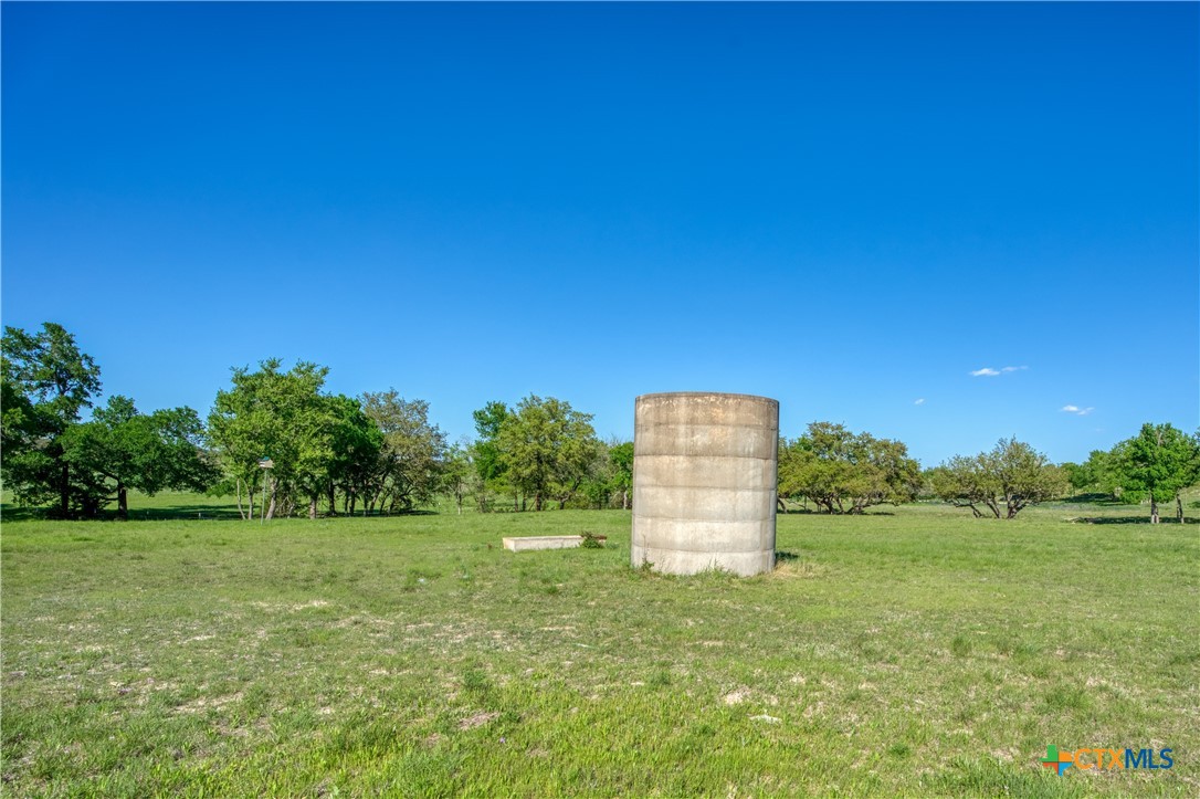 191 Pivot Circle Property Photo 10