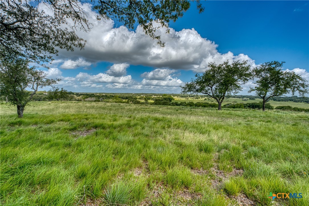 191 Pivot Circle Property Photo 15
