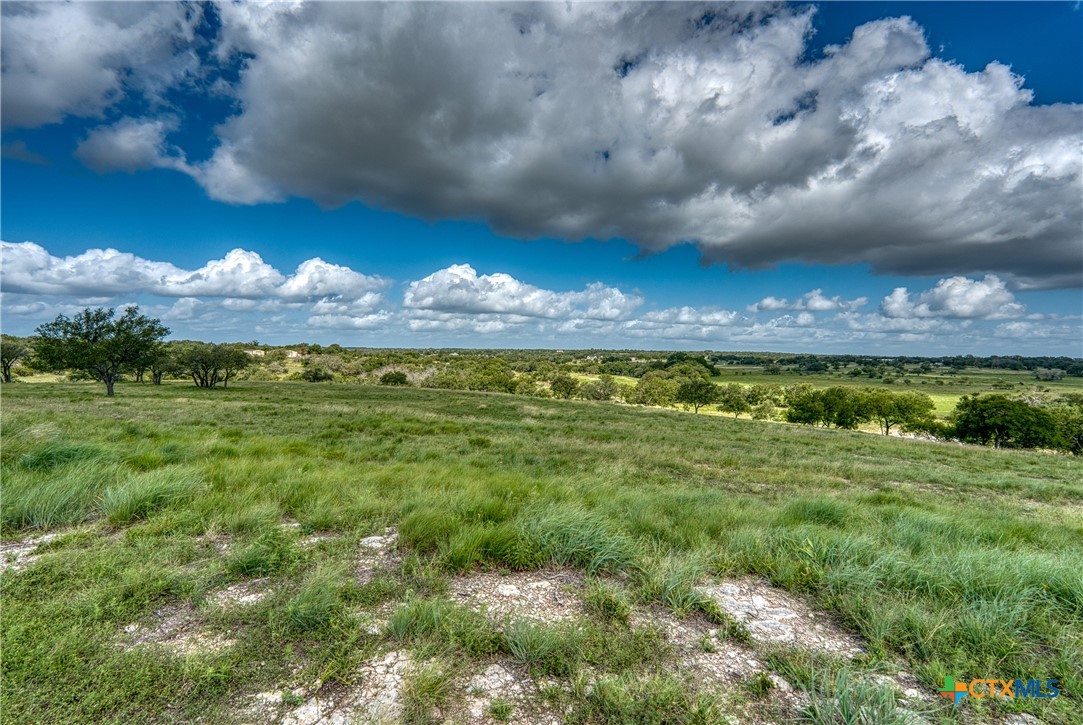 191 Pivot Circle Property Photo 16