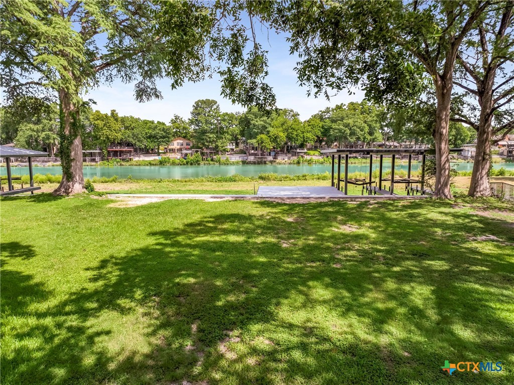 1913 Terminal Loop Road Property Photo 3