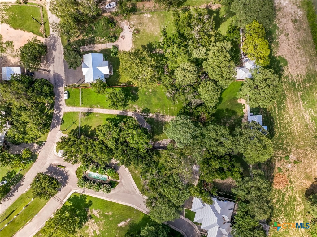 1913 Terminal Loop Road Property Photo 8