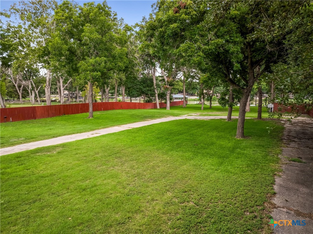 1913 Terminal Loop Road Property Photo 12