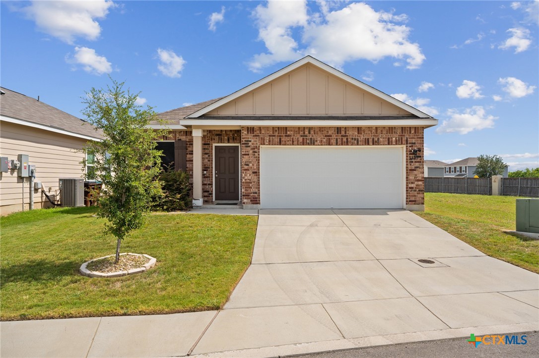 5806 Gulf Meadow Property Photo 1