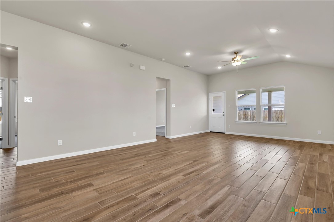 611 Waylon Circle Property Photo 15