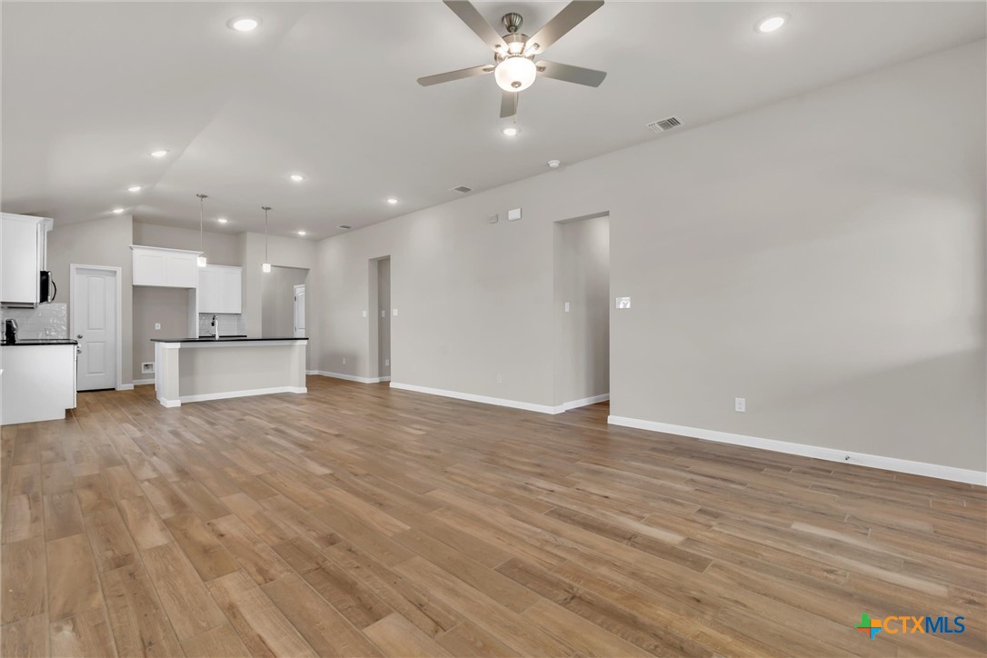 611 Waylon Circle Property Photo 18