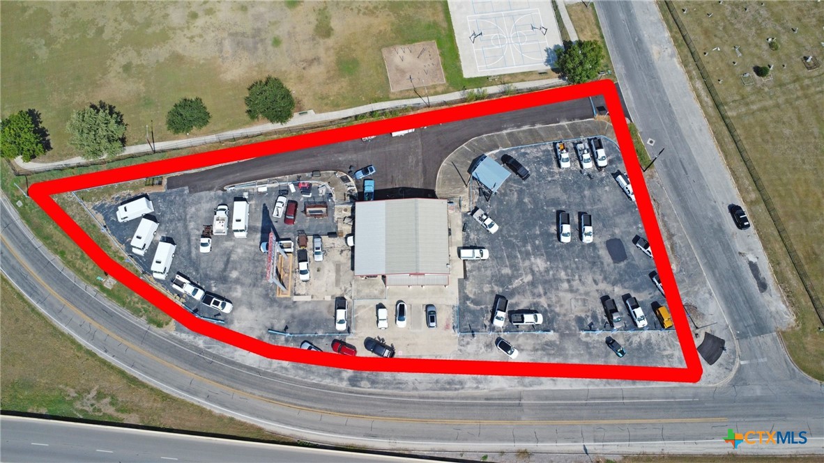 2250 S I-35 Expressway Property Photo 3