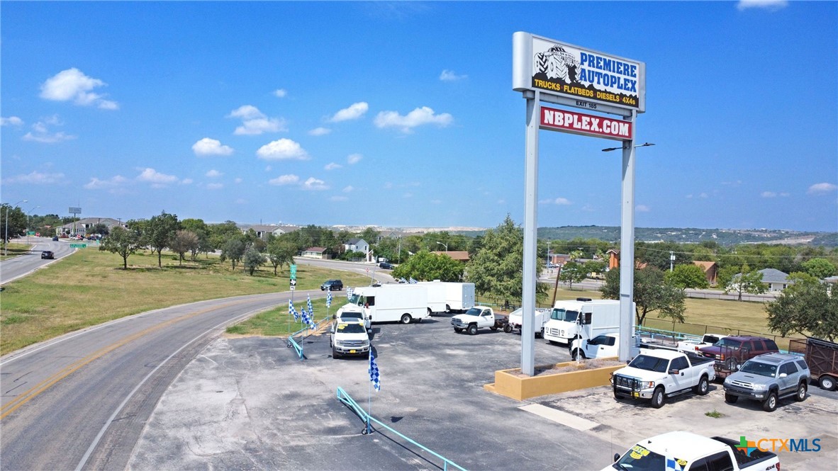 2250 S I-35 Expressway Property Photo 4