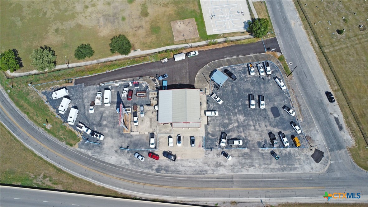 2250 S I-35 Expressway Property Photo 5