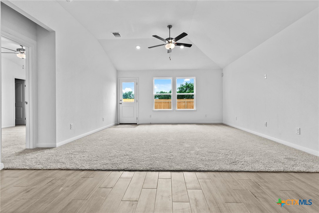 9820 Tarabon Drive Property Photo 14