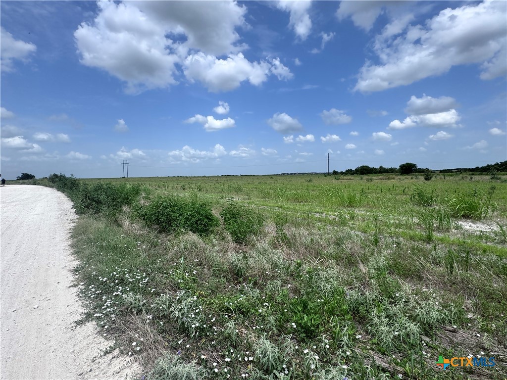 35 Ih Property Photo 7