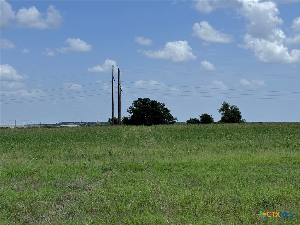35 Ih Property Photo 9