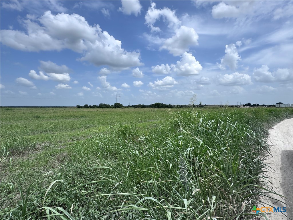 35 Ih Property Photo 10
