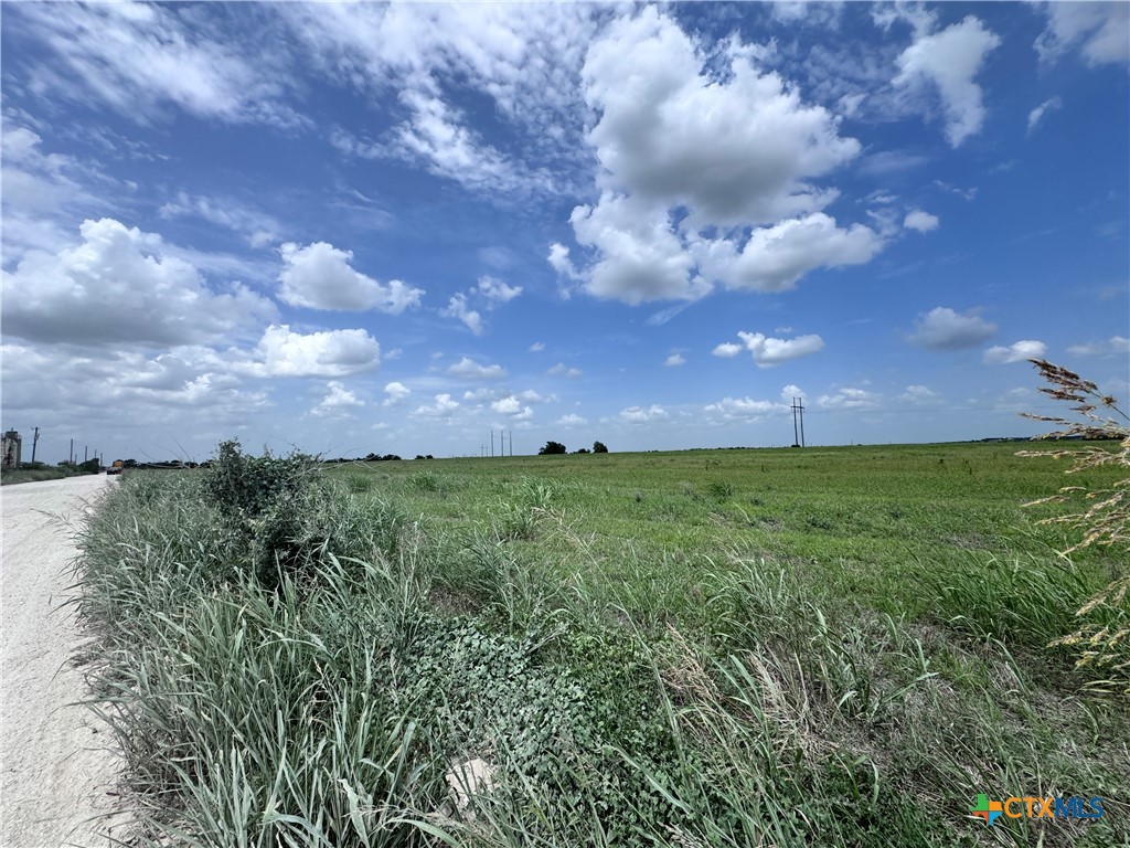 35 Ih Property Photo 14