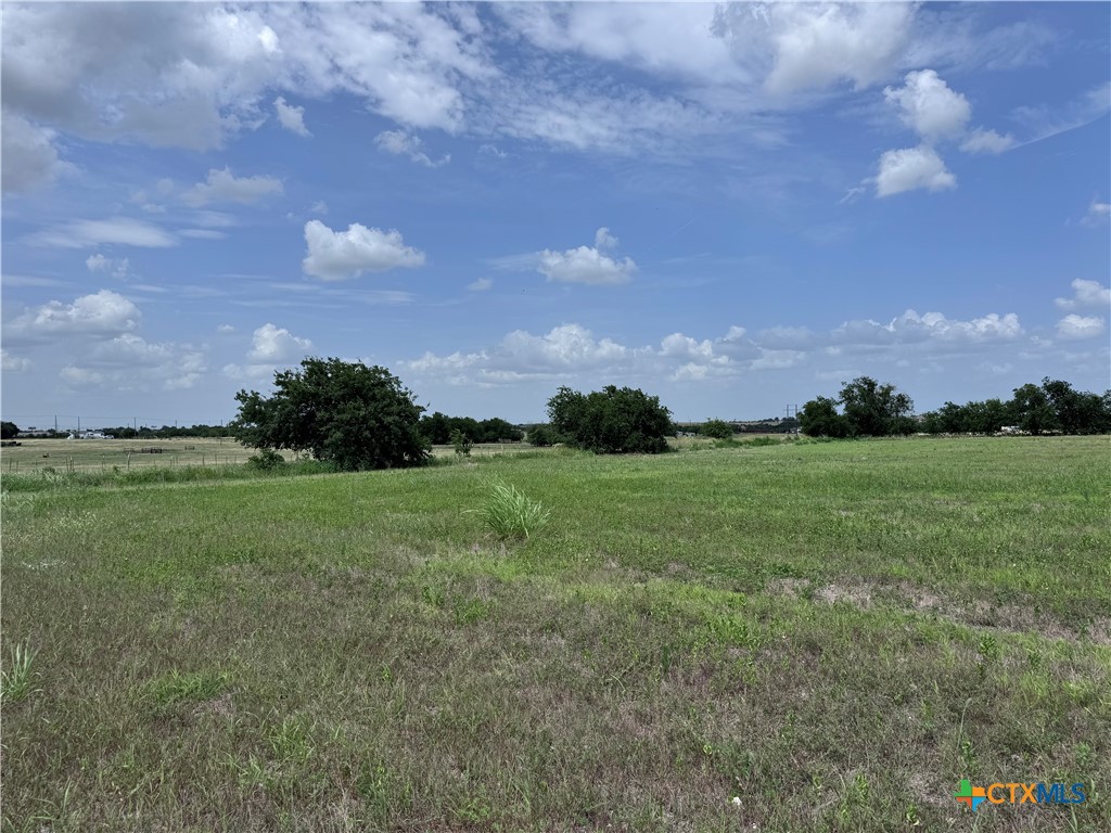 35 Ih Property Photo 25