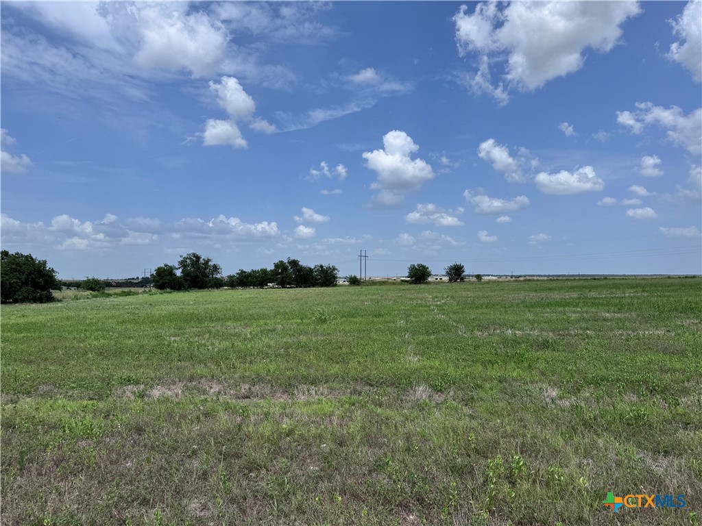 35 Ih Property Photo 27