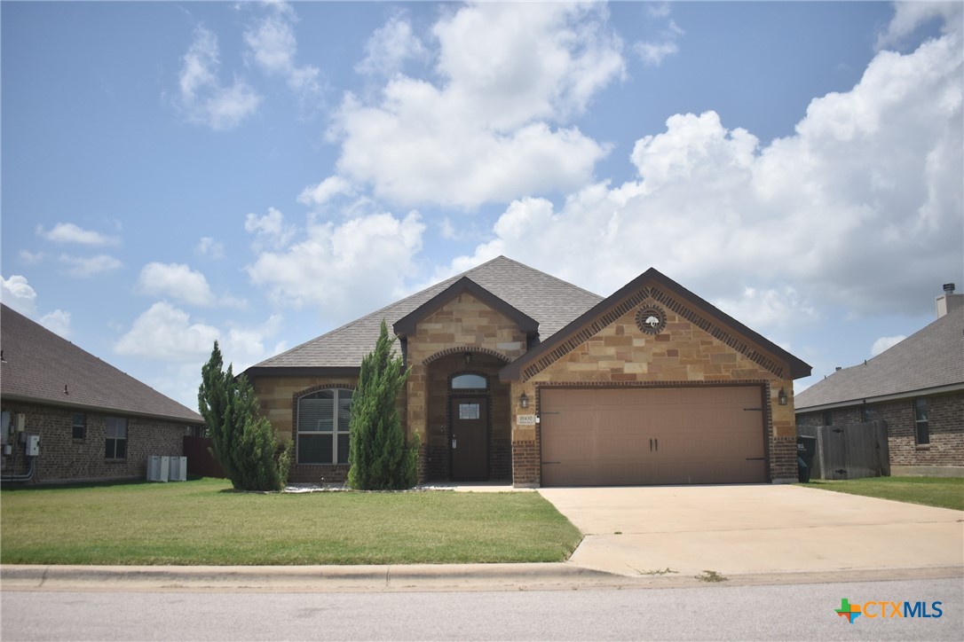 2602 Paisley Drive Property Photo 1