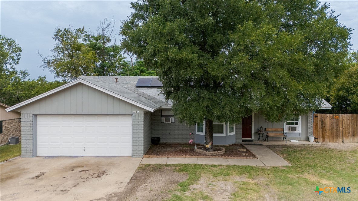 1003 Tyler Drive Property Photo
