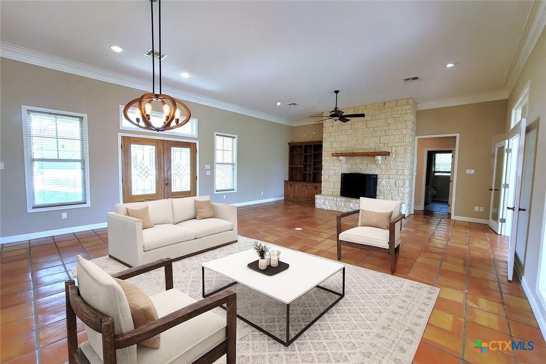 106 Pebble Brook Property Photo 4