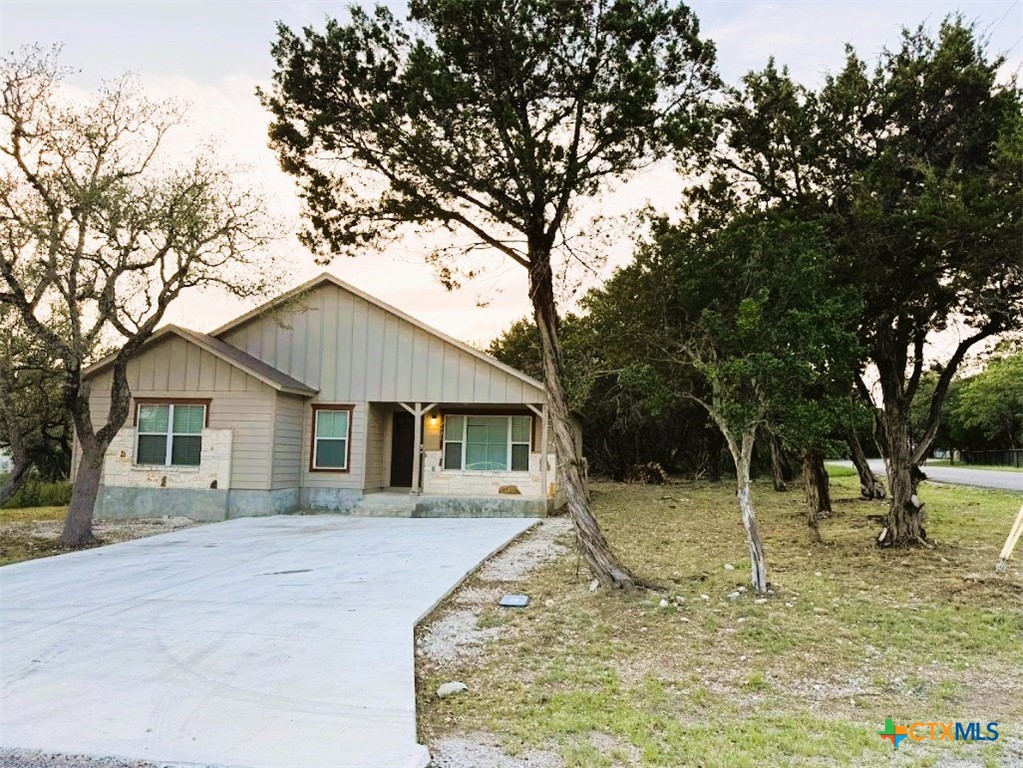 2421 Hornsby Property Photo 1