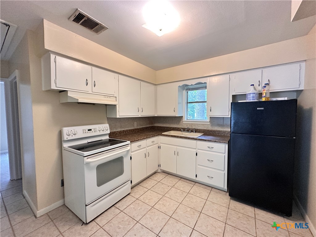 202 Oak Ridge Drive Property Photo 5