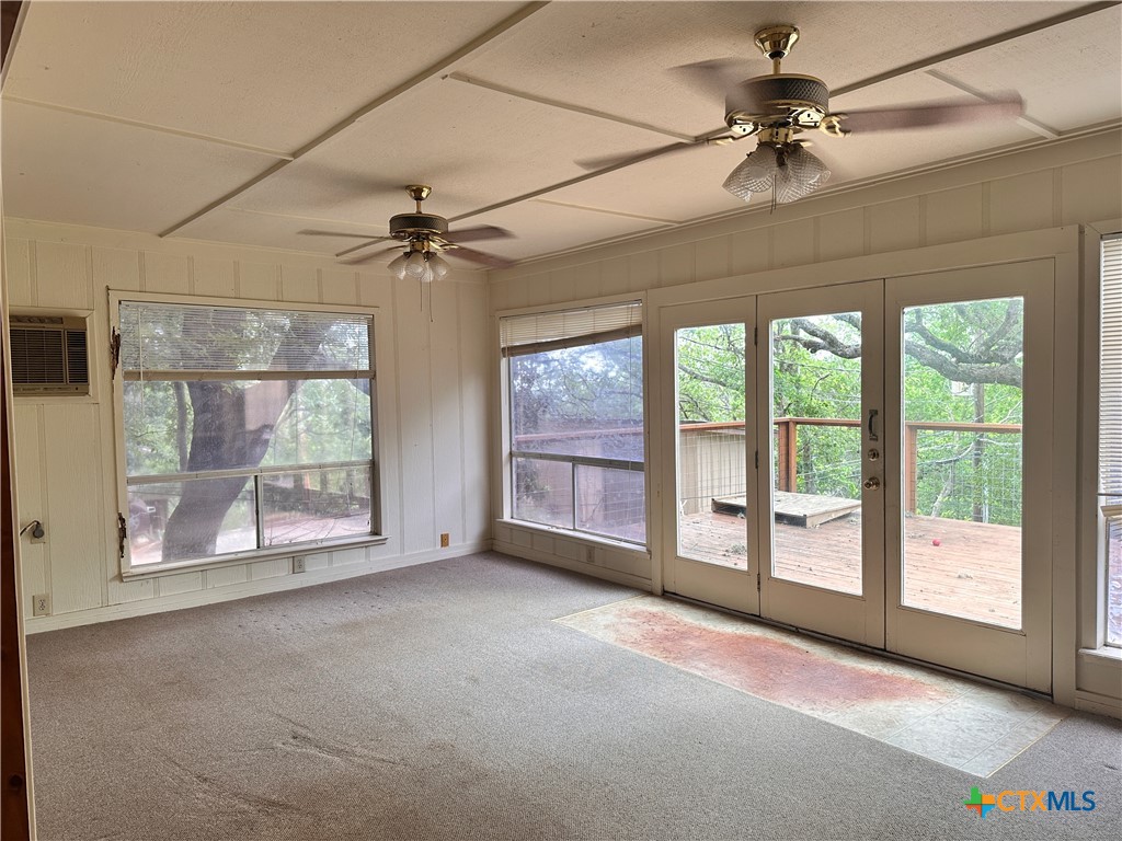 202 Oak Ridge Drive Property Photo 8