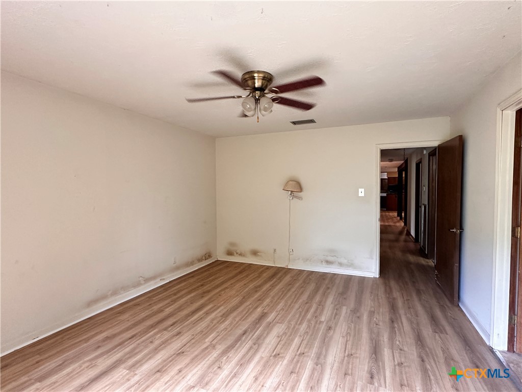 202 Oak Ridge Drive Property Photo 10