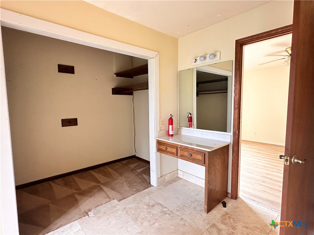 202 Oak Ridge Drive Property Photo 11