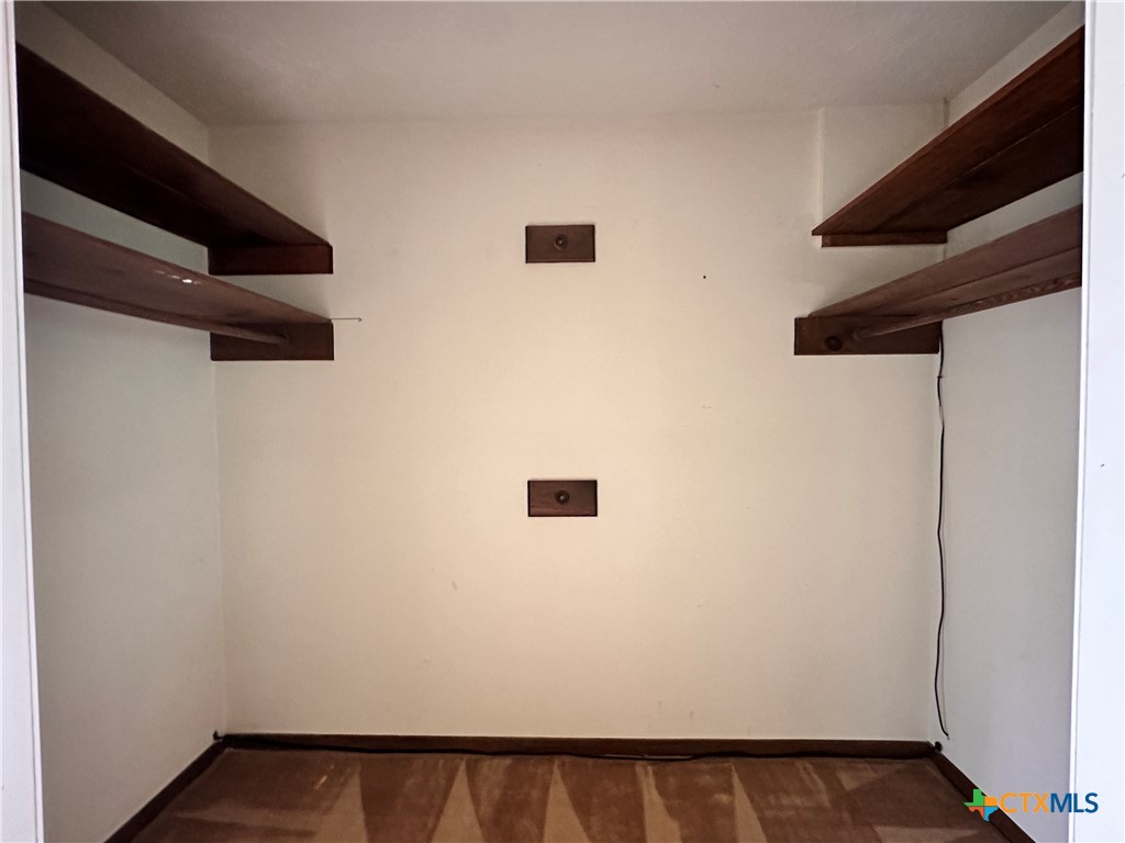 202 Oak Ridge Drive Property Photo 12