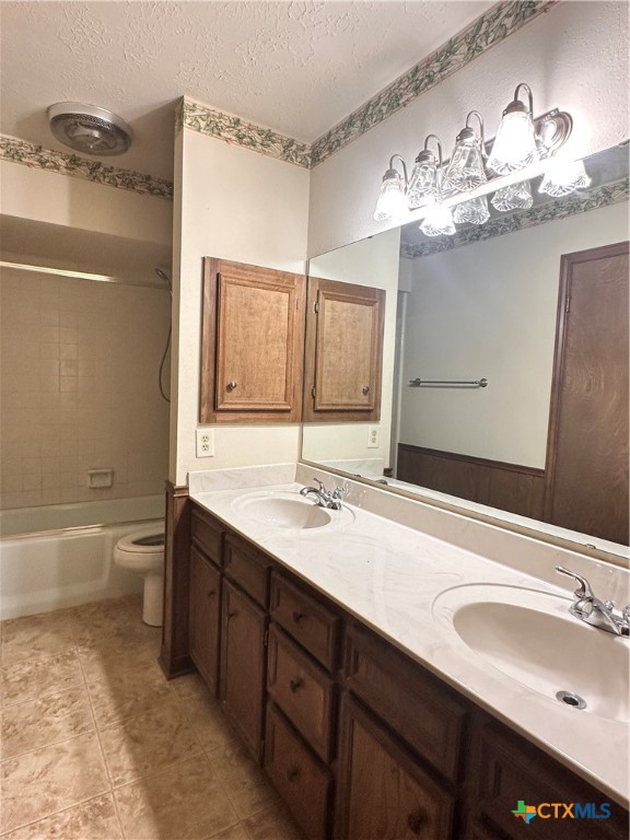 202 Oak Ridge Drive Property Photo 18